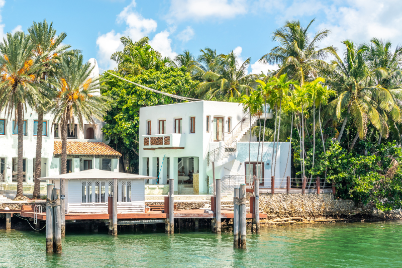 Scenic view of Pompano Isles, a picturesque neighborhood in Pompano Beach, FL