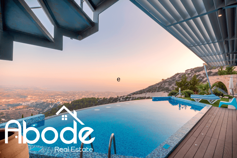 Infinity-Pool