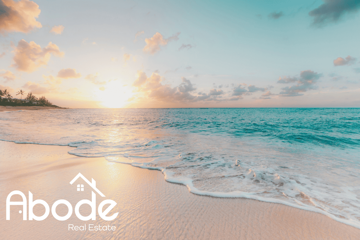 Aerial view of Fort Lauderdale's beautiful beaches with clear blue waters and golden sand.