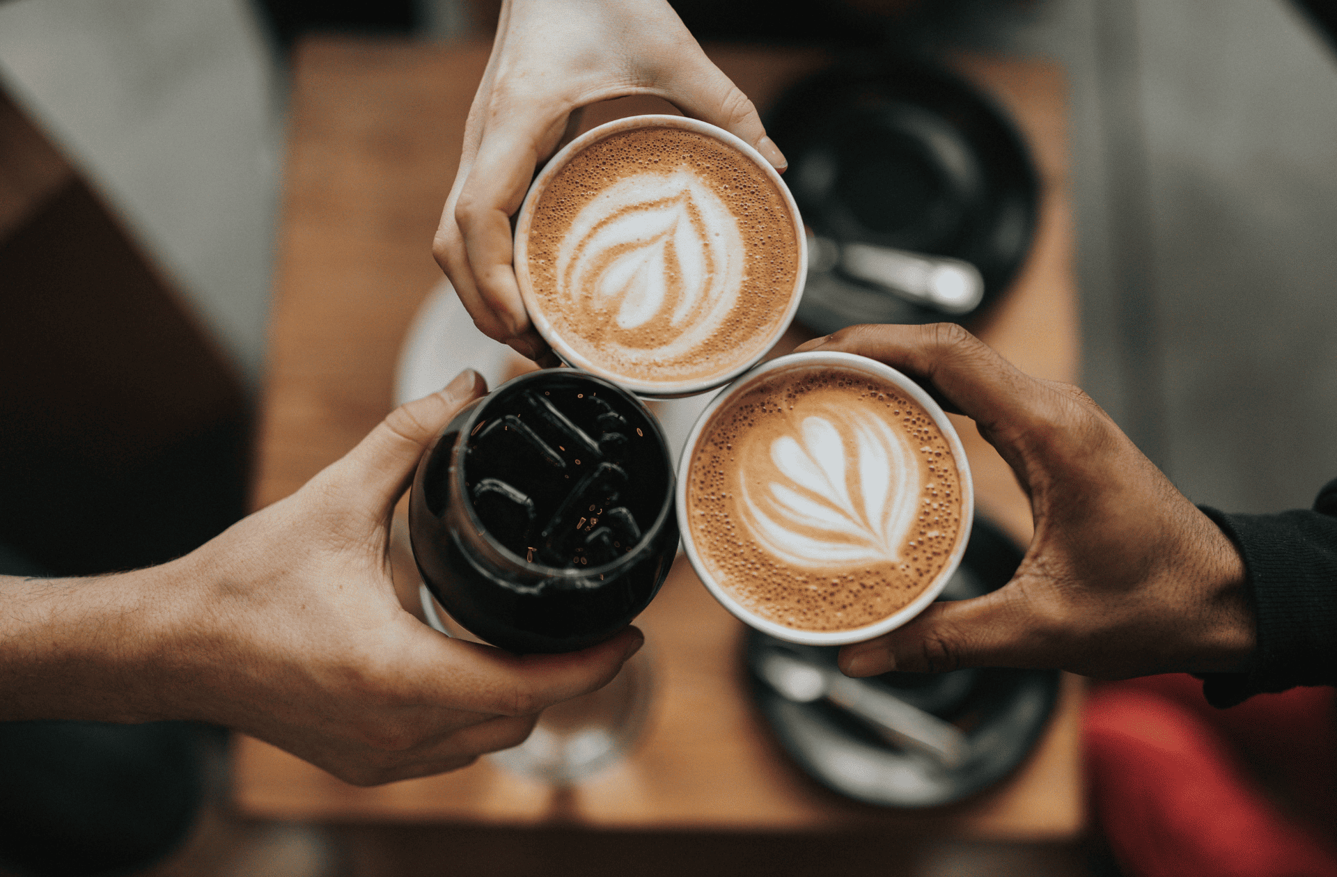A picturesque view of a cozy coffee shop in Fort Lauderdale, representing the city's thriving coffee culture.