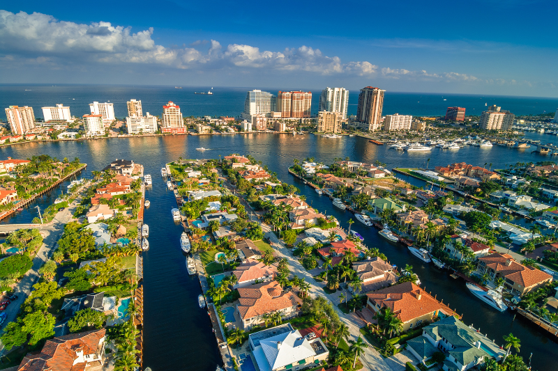 Fort Lauderdale homes and properties, showcasing a mix of affordable and luxury listings.