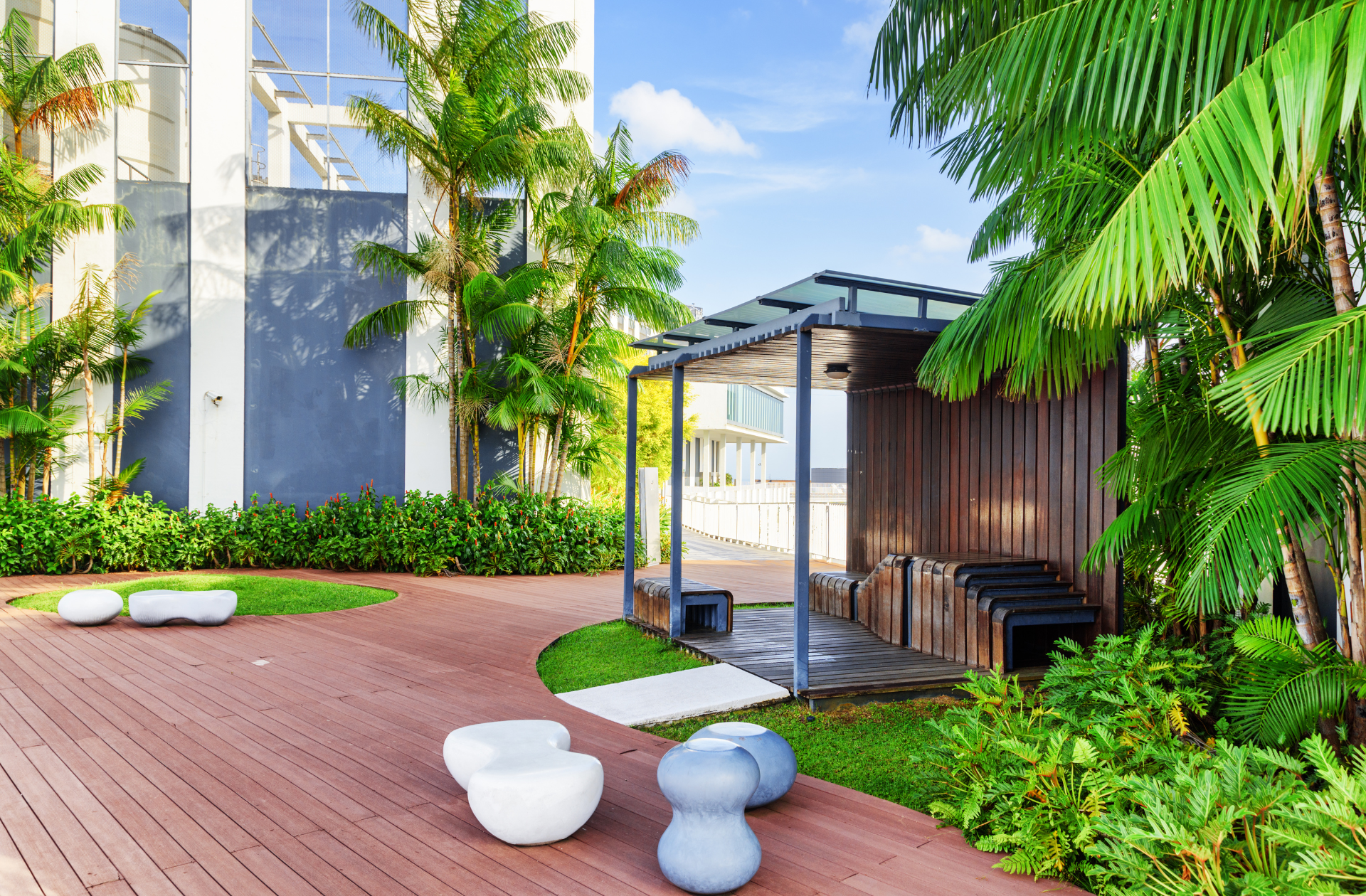 Scenic view of a unique waterfront property in Fort Lauderdale, encapsulating the charm and uniqueness of offbeat real estate finds in the city.